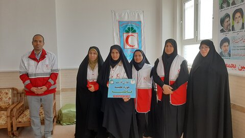 تصاویر/افتتاحیه کانون هلال احمر مدرسه علمیه فاطمیه محلات