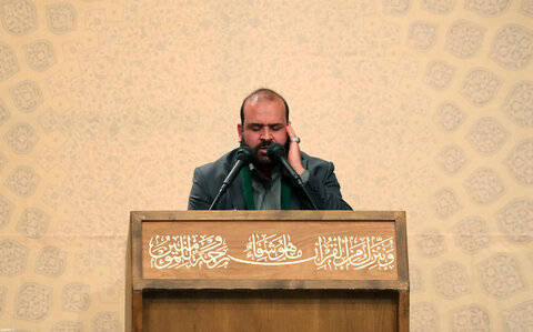 تصاویر/ مراسم انس با قرآن در اولین روز از ماه مبارک رمضان با حضور رهبر انقلاب