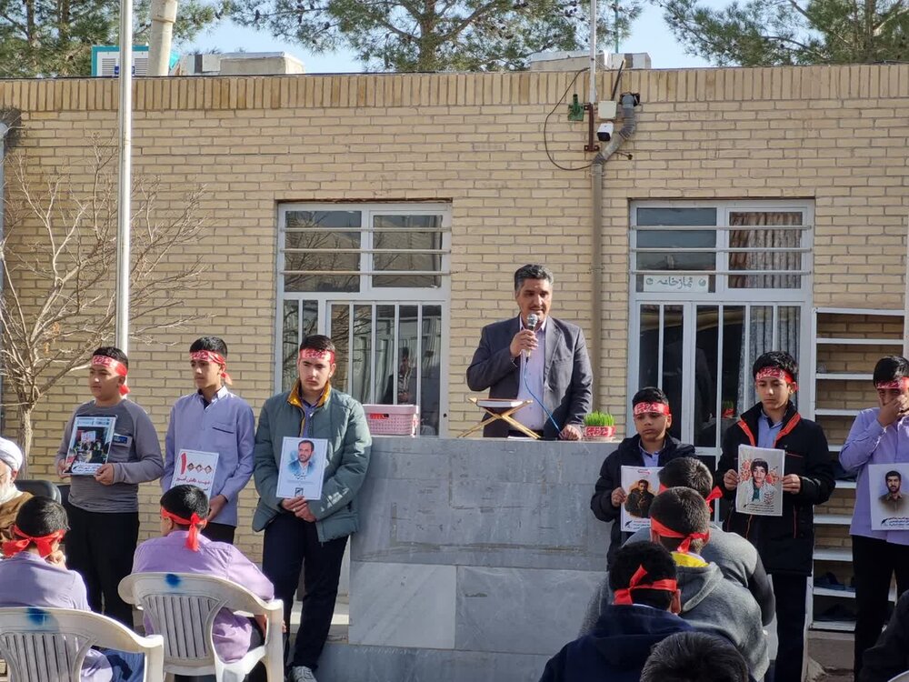 تقدیر مسئولان از طرح ابتکاری «شهید یار» دانش آموزان اشکذری+ عکس