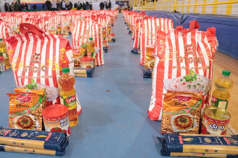 تصاویر|  توزیع 300 هزار وعده غذایی تحت عنوان طرح افطار