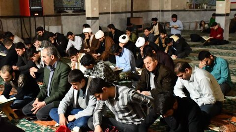 تصاویر مراسم مناجات خوانی در مسجد ملااحمد شهرستان خوی