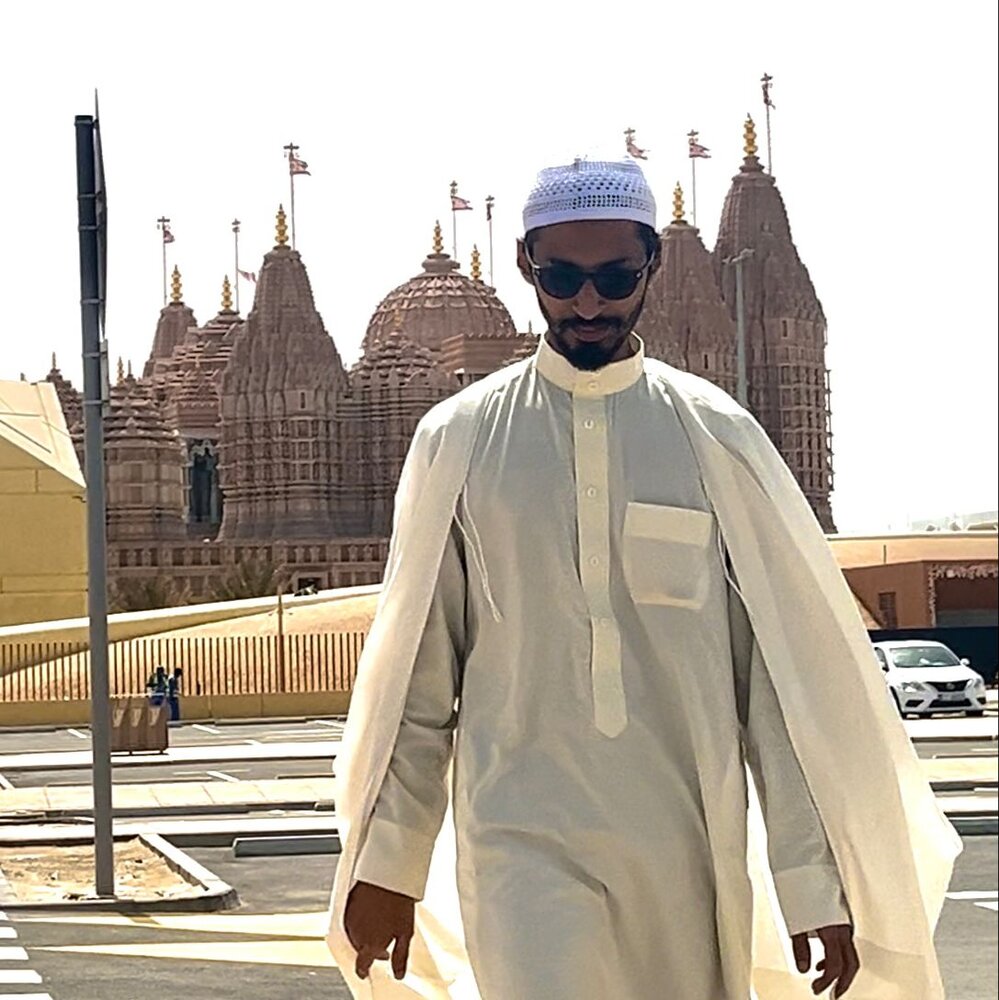 ادارہ "راہ ناب" کا یو اے ای میں مختلف مذاہب کی عبادت گاہوں کا دورہ