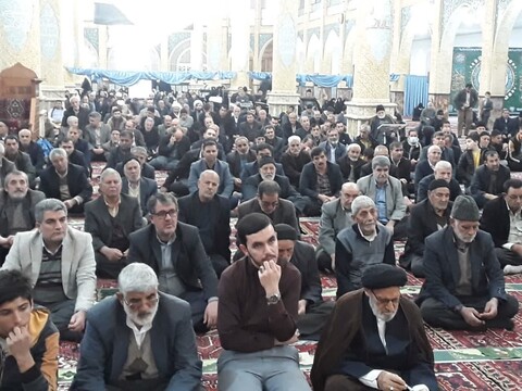 تصاویر/ اقامه نماز جمعه شهرستان بتاب