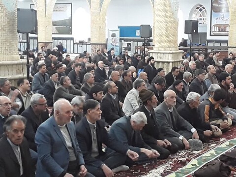 تصاویر/ اقامه نماز جمعه شهرستان بتاب