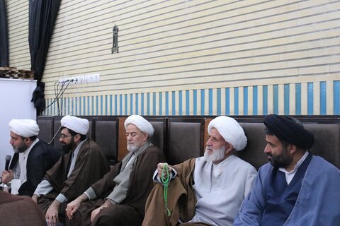 تصاویر/ جلسه همفکری جمعی از روحانیون منطقه 2 ارومیه