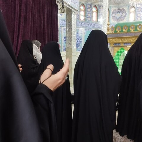 تصاویر/ نماز و دعای استغاثه به امام زمان (عج) در امامزاده سید علی اصغر(ع) با حضور بانوان طلبه