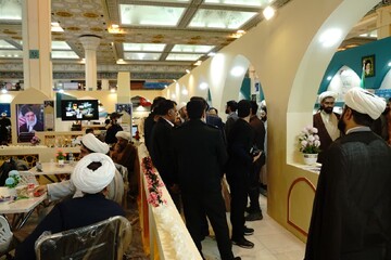 نشست «جایگاه قرآن کریم در آفریقای معاصر» برگزار شد