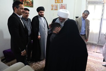 عید متفاوت امام جمعه بوشهر+تصاویر