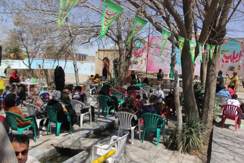 «ایلیا» در بهار رمضانی به استقبال مهمانان نوروزی کاشان در بوستان فیروزی آمد