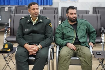 تصاویر/ دیدار فرماندهی انتظامی لرستان با نماینده ولی فقیه در استان