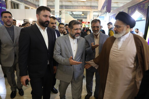 تصاویر/ بازدید وزیر فرهنگ و ارشاد اسلامی از نمایشگاه بین‌المللی قرآن کریم و بخش حوزوی