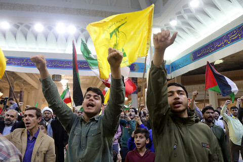 تصاویر/ تجمع امت حزب الله قم در محکومیت جنایات اخیر رژیم کودک‌کش صهیونیستی در حرم مطهر بانوی کرامت