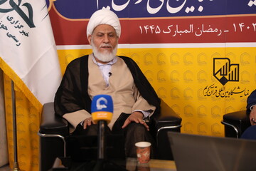 چالش‌های قرآن بسندگان معاصر در حوزه تفسیر کلام وحی