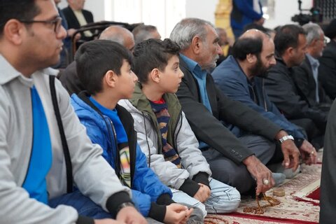 تصاویر جلسات بیان آموزه‌هایی از قرآن کریم در خرم آباد