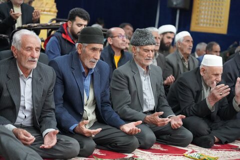 تصاویر جلسات بیان آموزه‌هایی از قرآن کریم در خرم آباد