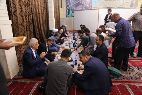 تصاویر/ افطاری امام جمعه بوشهر با جمعی از ایتام