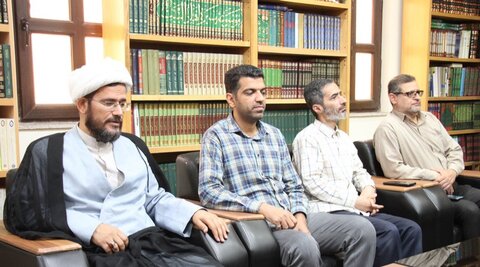 تصاویر/ دیدار نوروزانه جمعی از مسئولان با نماینده ولی فقيه در بوشهر