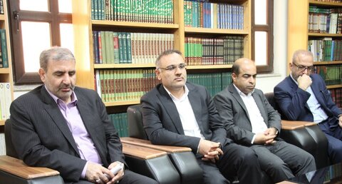 تصاویر/ دیدار نوروزانه جمعی از مسئولان با نماینده ولی فقيه در بوشهر