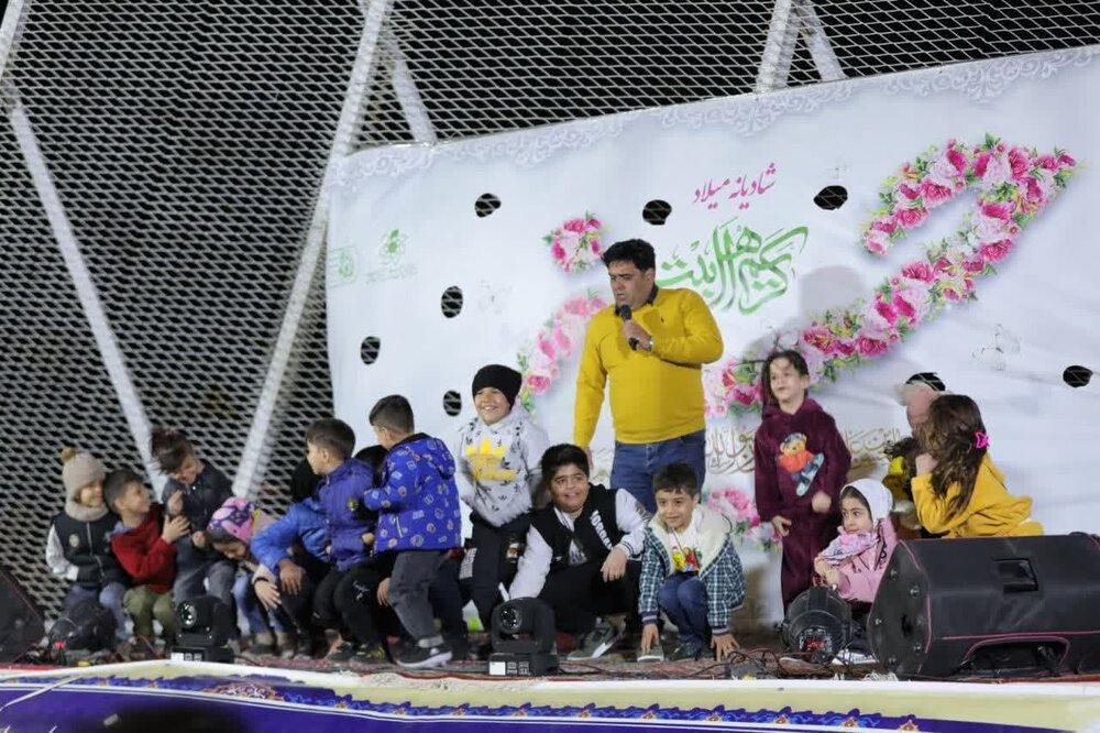 شادیانه میلاد امام حسن مجتبی(ع) در بوستان ملل کاشان