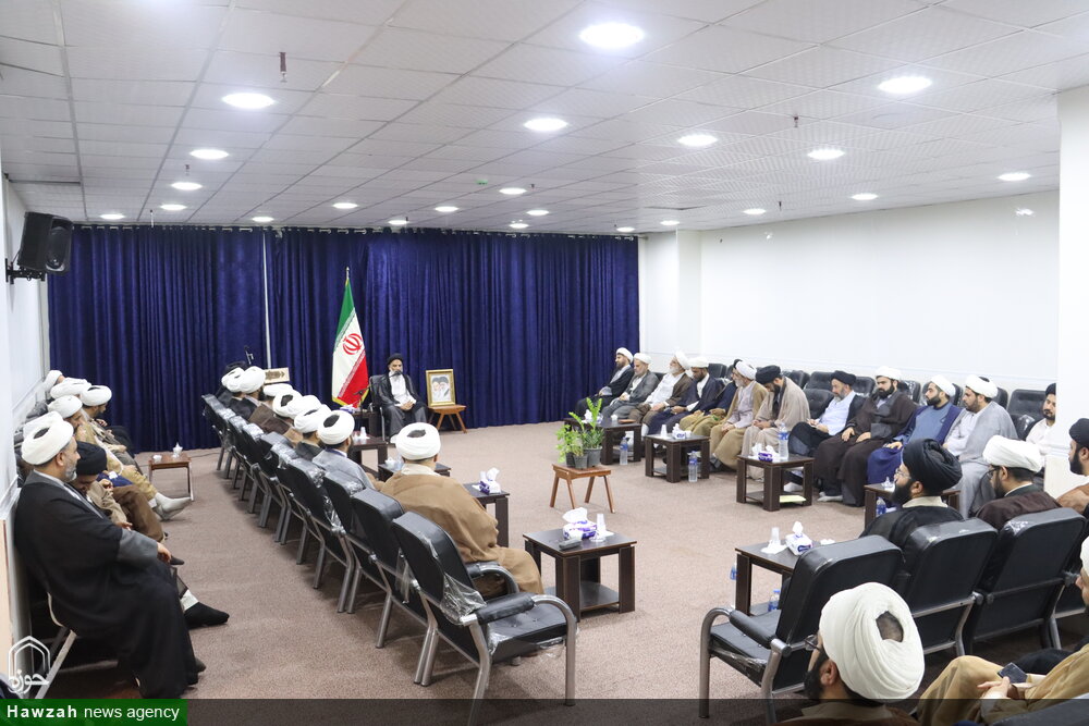 تصاویر/ دیدار مسئولان دفاتر حوزه نمایندگی مقام معظم رهبری با نماینده ولی فقیه در خوزستان