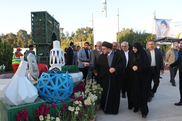 تصاویر/ بازدید رئیس کل دادگستری فارس از اسکان مسافران نوروزی