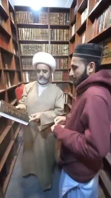 مفتی فضل ہمدرد کا قم المقدسہ میں مؤسسہ احیاء آثار برصغیر کا دورہ