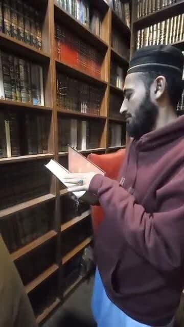 مفتی فضل ہمدرد کا قم المقدسہ میں مؤسسہ احیاء آثار برصغیر کا دورہ