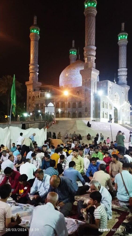 بقاع متبرکه هرمزگان میزبان ۶۰۰ هزار زائر در ۵ روز نخست فروردین