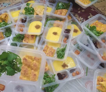 توزیع ۴۰۰ هزار پرس افطاری ساده و غذای گرم در بقاع متبرکه قم