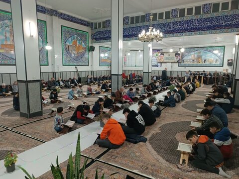 تصاویر/ مراسم جمع خوانی در مسجد  فاطمه الزهرا قمسال شهرستان خوی