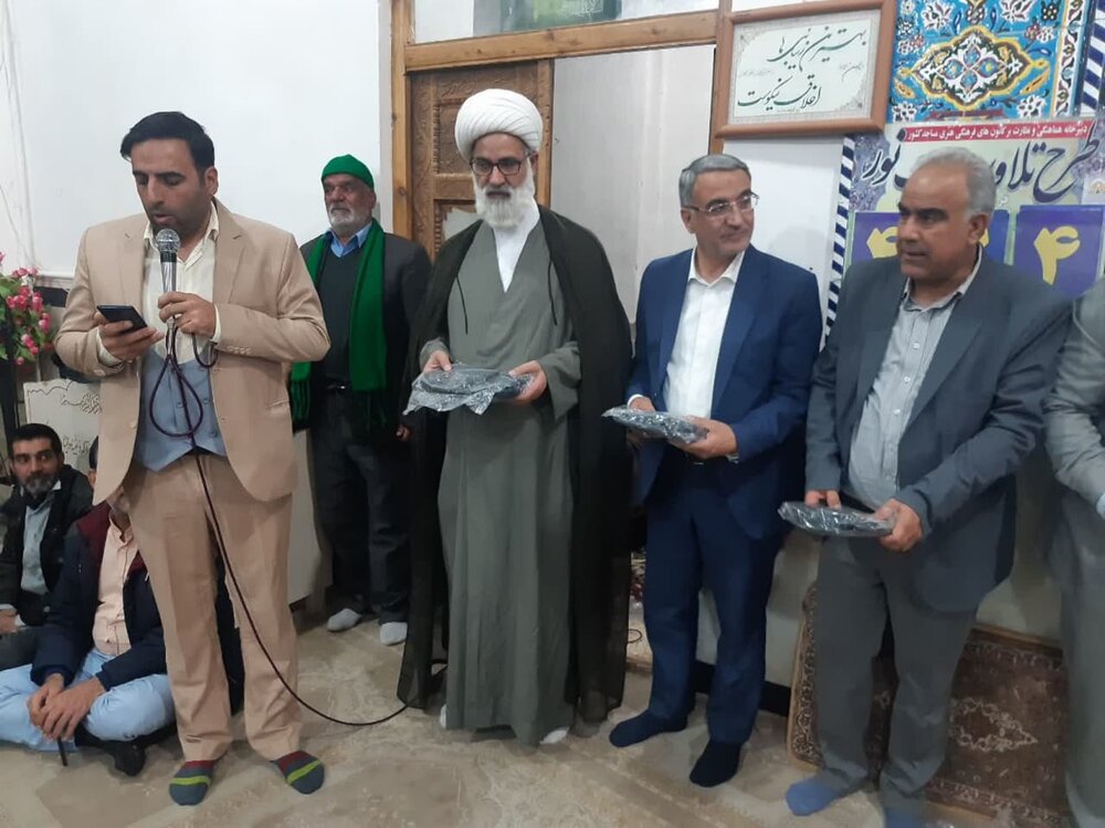 حرکت در مسیر شهدا بهترین شیوه خدمت به مردم و انقلاب اسلامی است