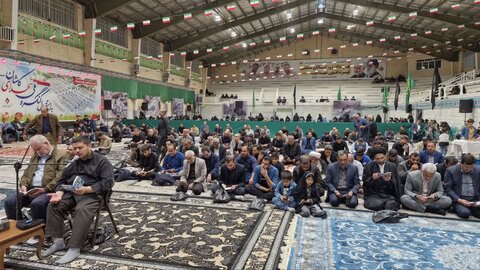 تصاویر/ مراسم احیای شب نوزدهم ماه مبارک رمضان در سالن شهدای نیروی مقاومت بسیج کاشان