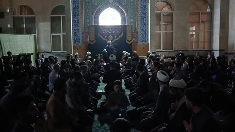 تصاویر/ مراسم احیای شب نوزدهم ماه مبارک رمضان در مسجد ملااحمد خوی