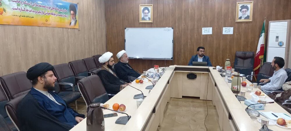 کارگاه گفتوگوی آزاد با هدف توسعه زبان رسانه و سیاست در اهواز برگزار شد