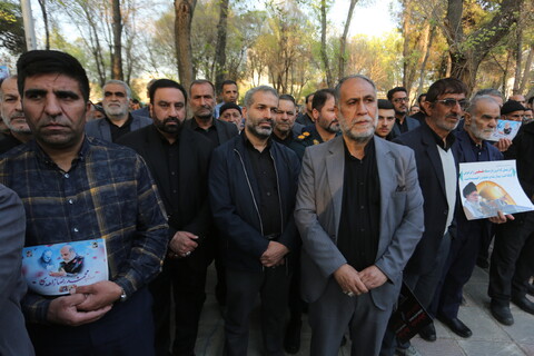 تجمع مردمی در محکومیت جنایت اخیر رژیم صهیونیستی در رهنان اصفهان زادگاه سردار شهید زاهدی