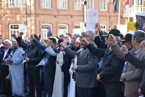 تصاویر/ تجمع مردم ارومیه در اعتراض به حمله رژیم صهیونیستی به کنسولگری ایران در دمشق 