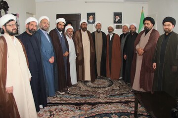 تصاویر/ دیدار مدیر حوزه علمیه استان قزوین با نمانیده منتخب مردم قزوین در مجلس خبرگان رهبری