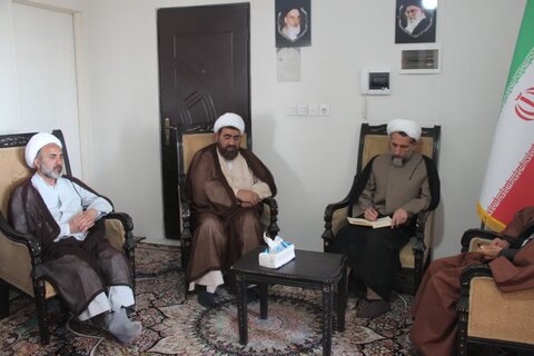 تصاویر/ دیدار مدیر حوزه علمیه استان قزوین با حجت الاسلام والمسلمین حسین مظفری قزوینی