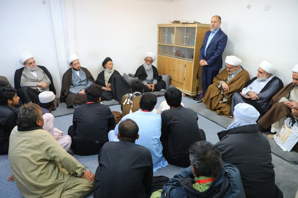 हज़रत आयतुल्लाहिल उज़मा अलहाज ह़ाफ़िज़ बशीर हुसैन नजफ़ी की खिदमत में अंतर्राष्ट्रीय सूचना केंद्र का प्रतिनिधिमंडल उपस्थित हुआ हज़रत आयतुल्लाहिल उज़मा अलहाज ह़ाफ़िज़ बशीर हुसैन नजफ़ी की खिदमत में अंतर्राष्ट्रीय सूचना केंद्र का प्रतिनिधिमंडल उपस्थित हुआ