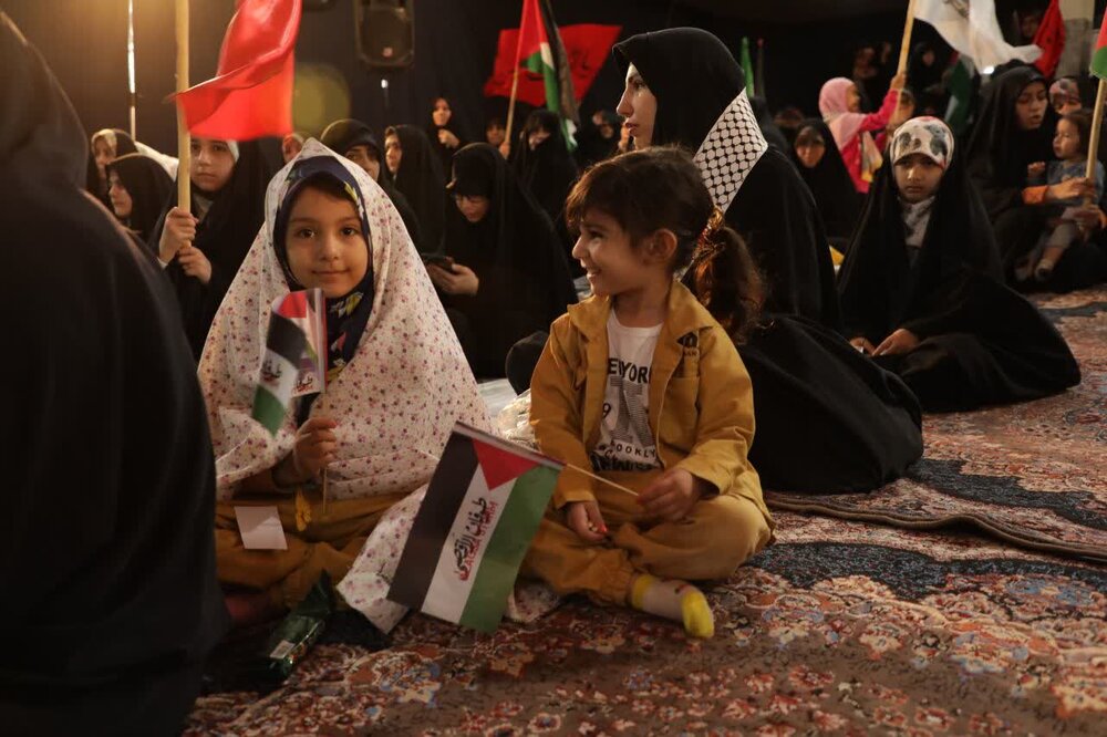 اجرای پویش جهانی «پخت مقلوبه فلسطینی» در قم اجرای پویش جهانی «پخت مقلوبه فلسطینی» در قم