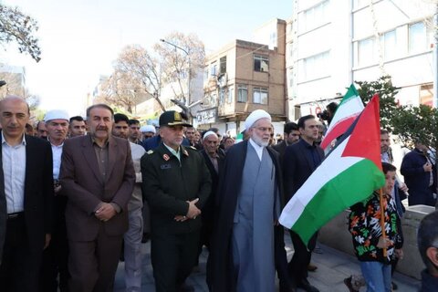 تصاویر/ راهپیمایی باشکوه مردم سنندج در روز جهانی قدس