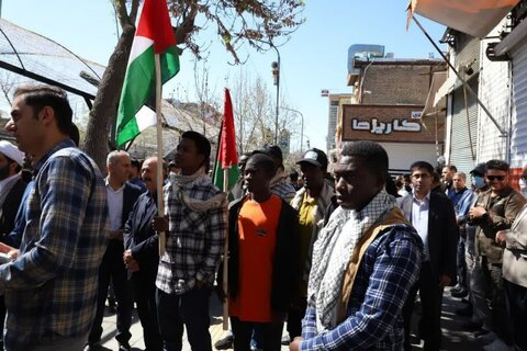 تصاویر/ راهپیمایی باشکوه مردم سنندج در روز جهانی قدس