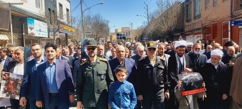 تصاویر/  راهپیمایی روز جهانی قدس در شهر تکاب