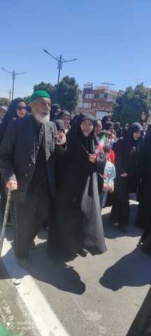تصاویر/ حضور طلاب و اساتید موسسه آموزش عالی حوزوی ریحانه الرسول سلام الله علیها ساوه در راهپیمایی روز قدس