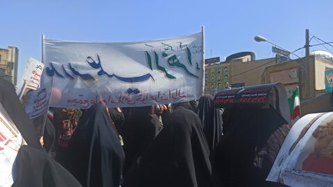 حضور طلاب مدرسه علمیه الزهرا(س) اراک در راهپیمایی روز قدس