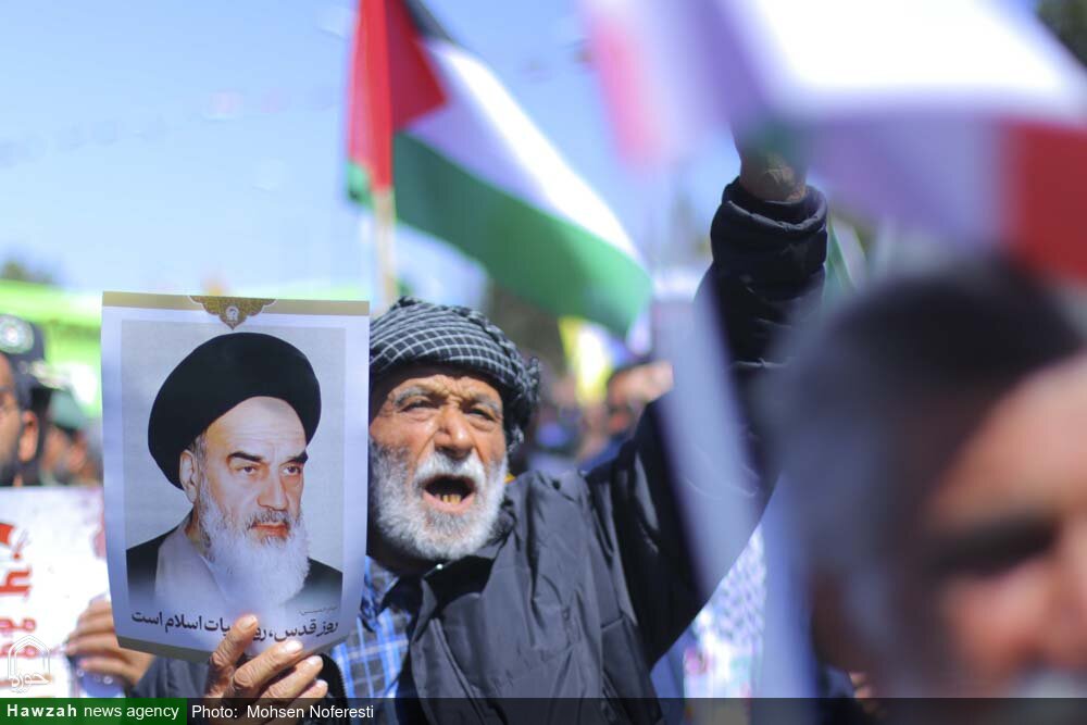 حضور در راهپیمایی روز قدس، حمایت از مقاومت در برابر ظلم جهانی است