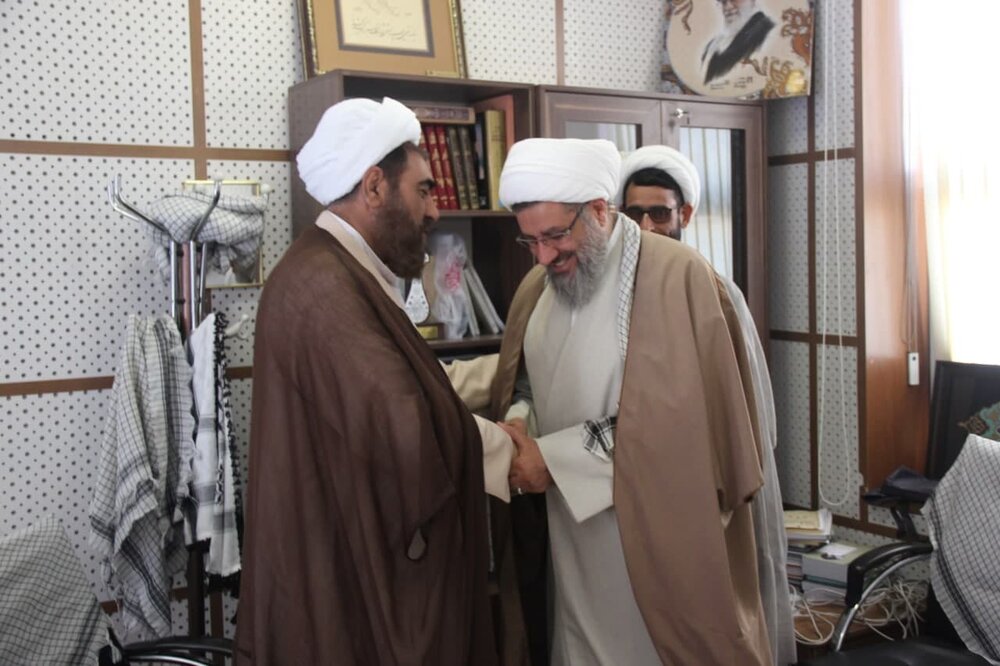 نظام مقدس جمهوری اسلامی خاری در چشمان استکبار جهانی است