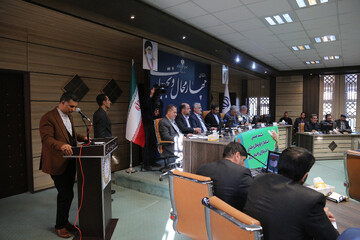 تصاویر/ نشست خبری استاندار چهارمحال و بختیاری با اصحاب رسانه