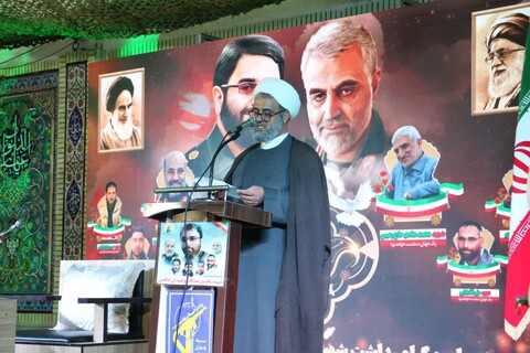 تصاویر/ مراسم گرامیداشت شهید صداقت شهید راه قدس در بوشهر