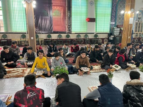 تصاویر/ محفل انس با قرآن کریم دانش آموزی در چایپاره
